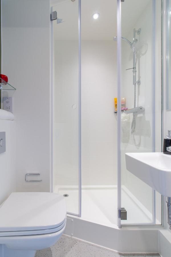 En Suite Rooms & Studios, Coventry - Sk المظهر الخارجي الصورة